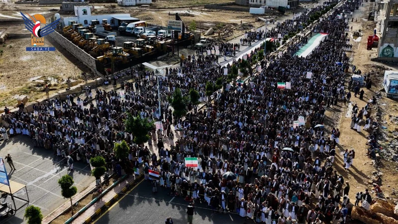  130 مسيرة حاشدة بعمران في اليوم الوطني للصمود إسنادا لفلسطين ولبنان وإيران