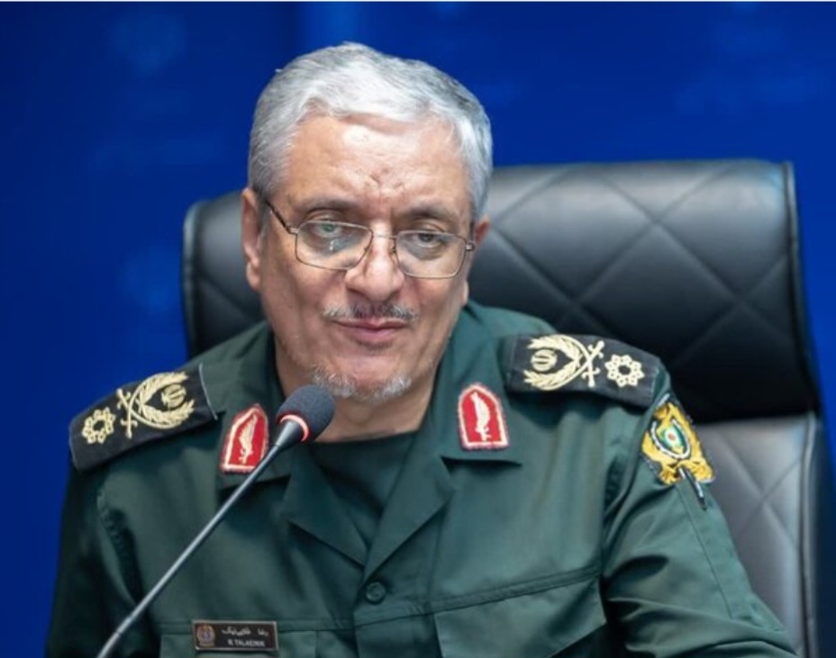 المتحدث باسم وزارة الدفاع الايرانية: أصبحنا أقوى بكثير مما كنا عليه خلال حرب الـ12 يوماً المتحدث باسم وزارة الدفاع الايرانية: أصبحنا أقوى بكثير مما كنا عليه خلال حرب الـ12 يوماً