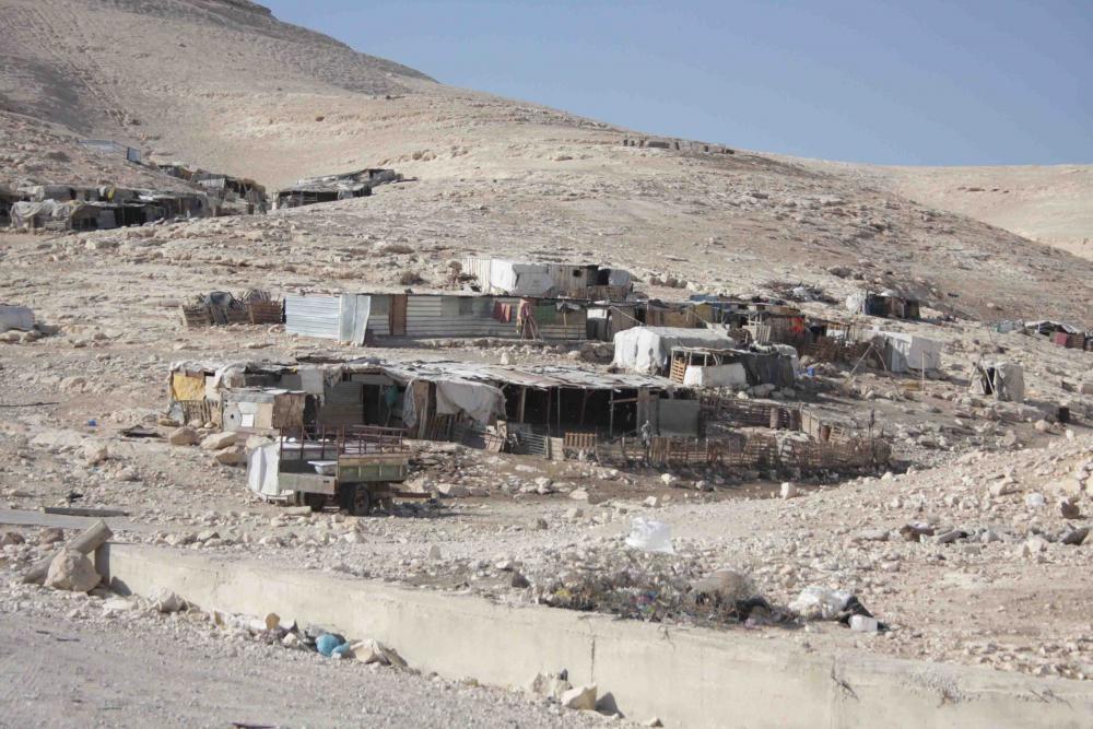 عرب الجهالين يناشدون لتعزيز صمودهم أمام اعتداءات المستوطنين ومحاولة تهجيرهم