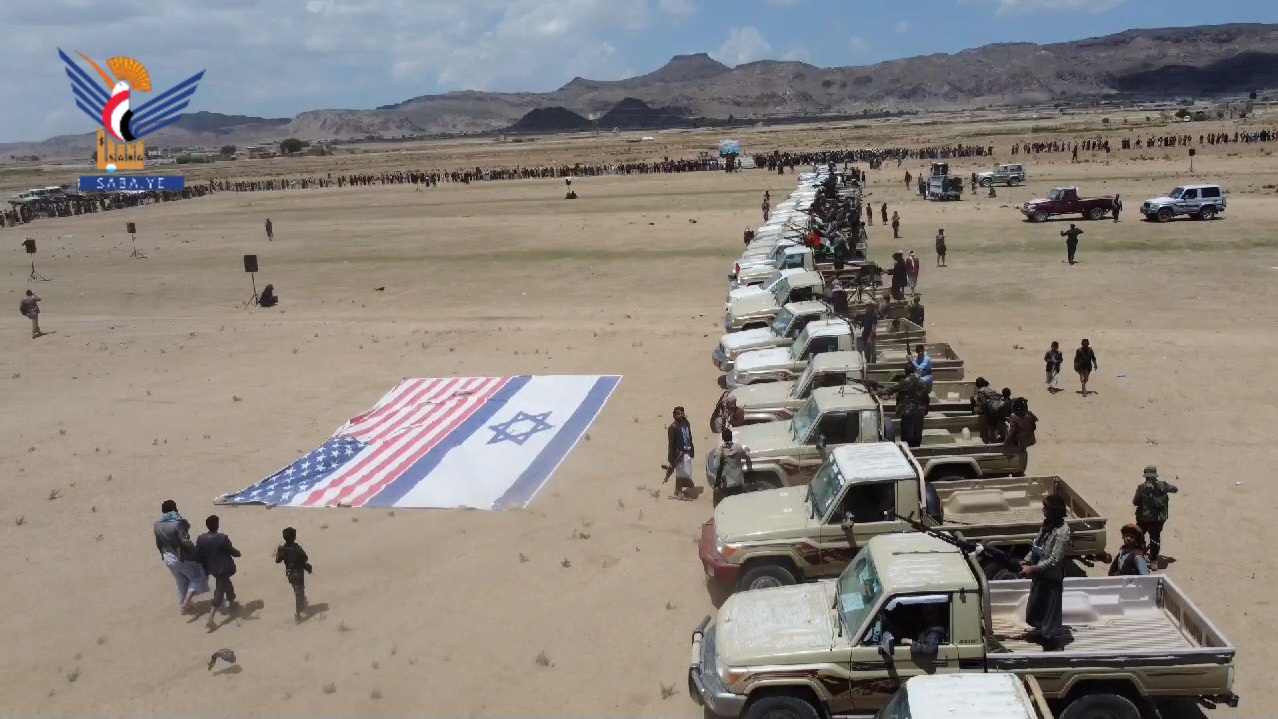 ذمار ..وقفة قبلية مسلحة في جهران للنفير والجهوزية لمواجهة العدو