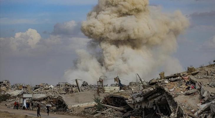 إصابة ثلاثة فلسطينين بقصف العدو الصهيوني مخيم جباليا في مواصلة لخرق وقف النار بغزة