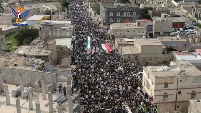 ذمار .. مسيرات حاشدة تأكيدا على الثبات في نصرة غزة ومواجهة العدو