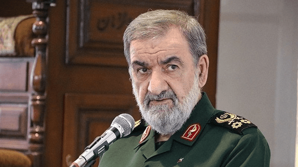 اللواء رضائي: ترامب وافق على الإفراج عن 24 مليار دولار من الأصول الإيرانية المجمدة دون إعلان رسمي