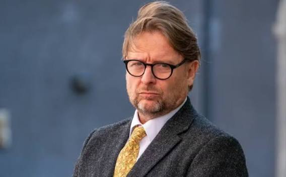 ديفيد ميلر: صواريخ إيران بدأت عملية حاسمة ستقود إلى تحرير غرب آسيا من الاستعمار