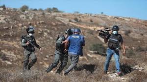 نقابة الصحفيين الفلسطينيين: 99 انتهاكاً صهيونياً خلال ديسمبر