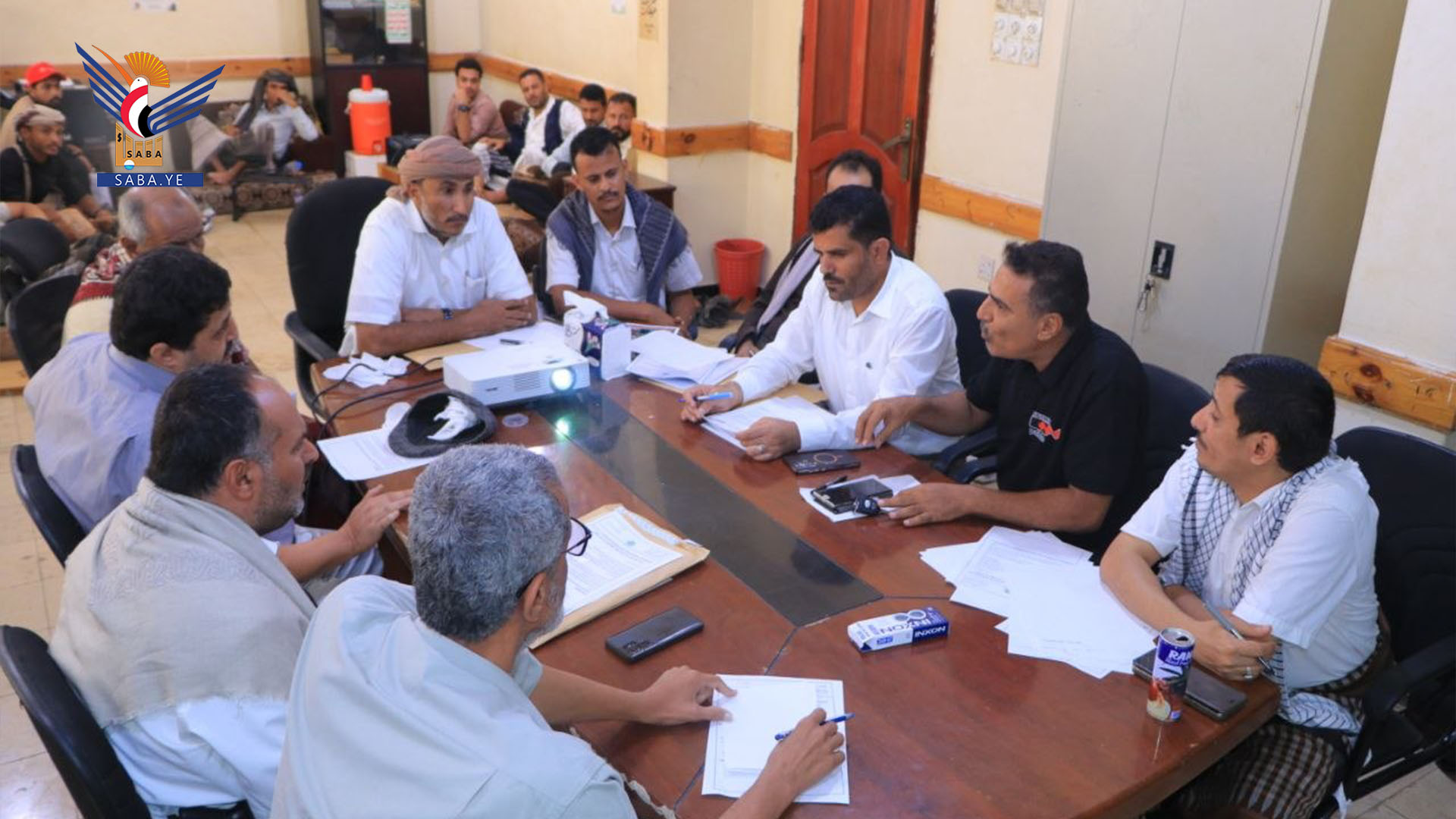 اجتماع بالحديدة يناقش مستوى إنجاز مشاريع الوحدة التنفيذية للصيانة