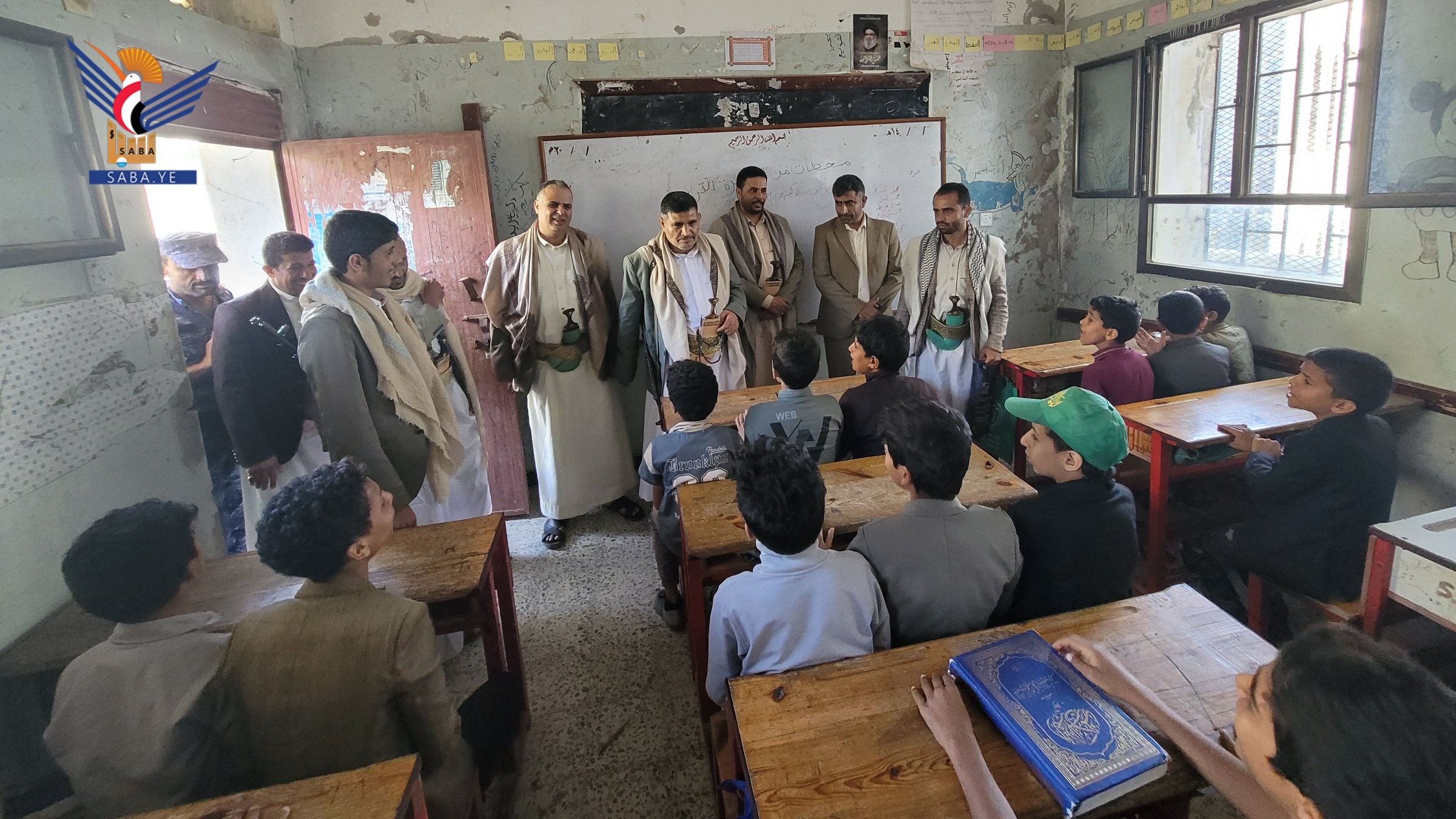 محافظ حجة ونائب وزير الشباب يطلعان على أنشطة الدورات الصيفية بمركز المحافظة