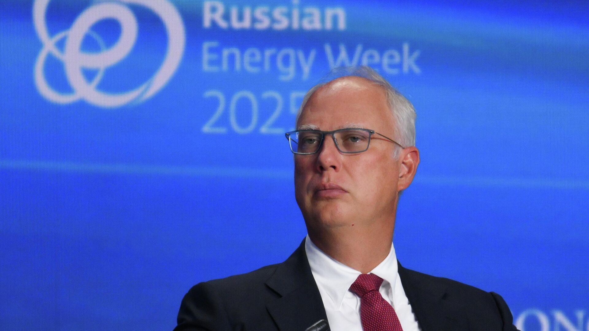 دميترييف يتوجه إلى ميامي لإجراء محادثات بشأن التسوية الأوكرانية