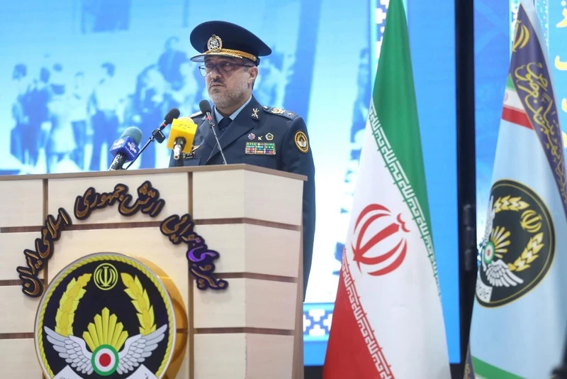 قائد القوة الجوية الإيرانية: قواتنا المسلحة جاهزة لمواجهة أي مستوى من التهديدات