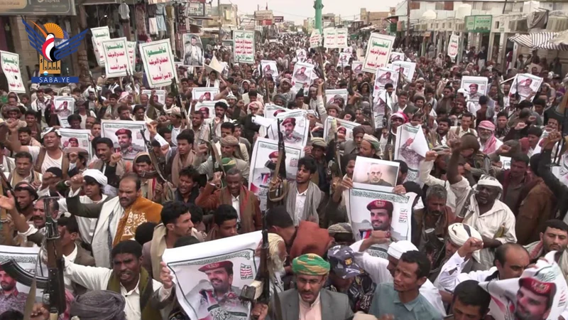 الجوف تحتشد في 50 مسيرة وفاءً للشهداء وتتويجا للخروج الشعبي المساند الجوف تحتشد في 50 مسيرة وفاءً للشهداء وتتويجا للخروج الشعبي المساند