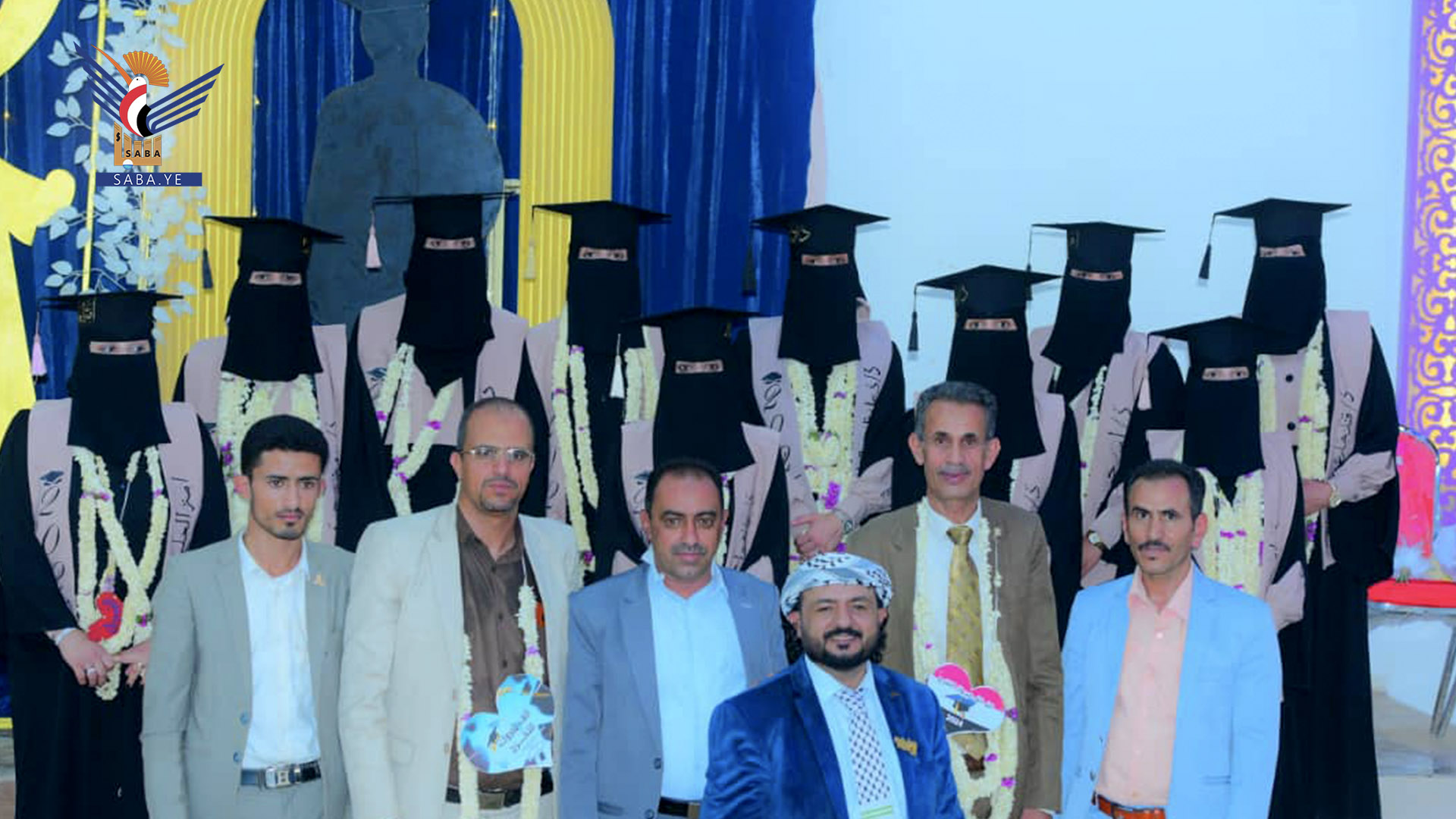 تخرج الدفعة الخامسة تمريض من كلية الطب والعلوم الصحية بجامعة عمران  