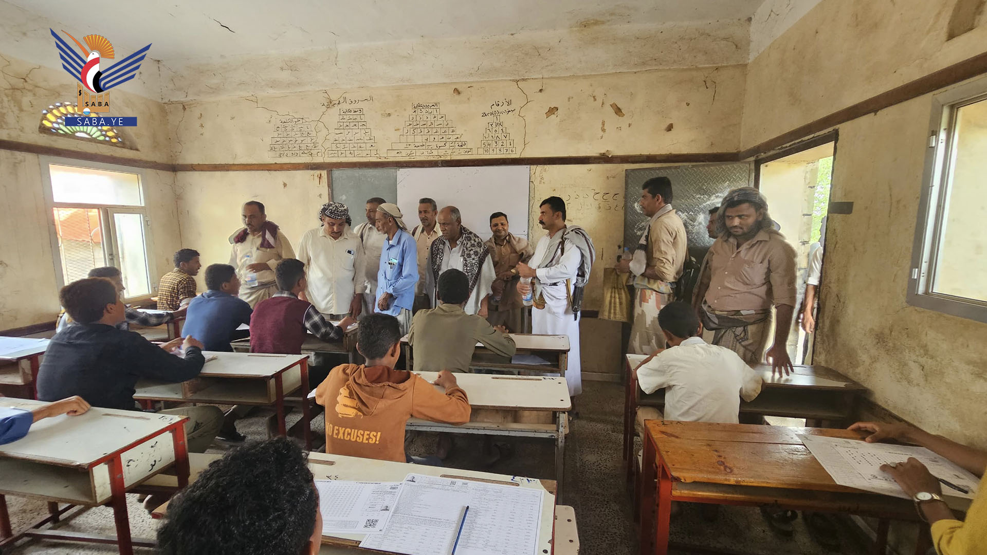 تفقد أنشطة الدورات الصيفية والاختبارات بمديرية الجراحي بالحديدة