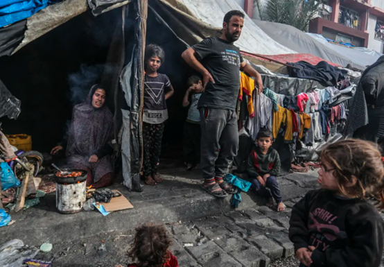 الحرب الصهيونية في قطاع غزة ..  العدل الدولية تأمر "إسرائيل" بمنع "توطيد" المجاعة الحرب الصهيونية في قطاع غزة ..  العدل الدولية تأمر "إسرائيل" بمنع "توطيد" المجاعة