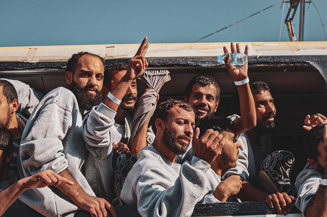 "حماس": تحرير أسرانا الأبطال محطة مهمة في مسار التحرير الشامل للأرض والمقدسات