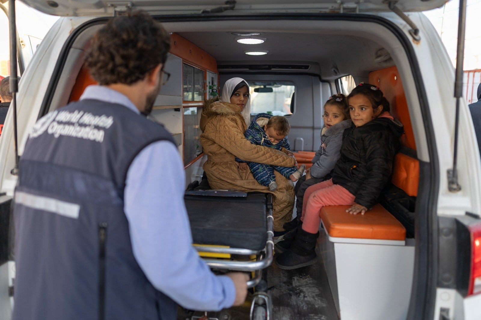 "الصحة العالمية":إجلاء 18 مريضا من غزة للخارج لتلقي العلاج