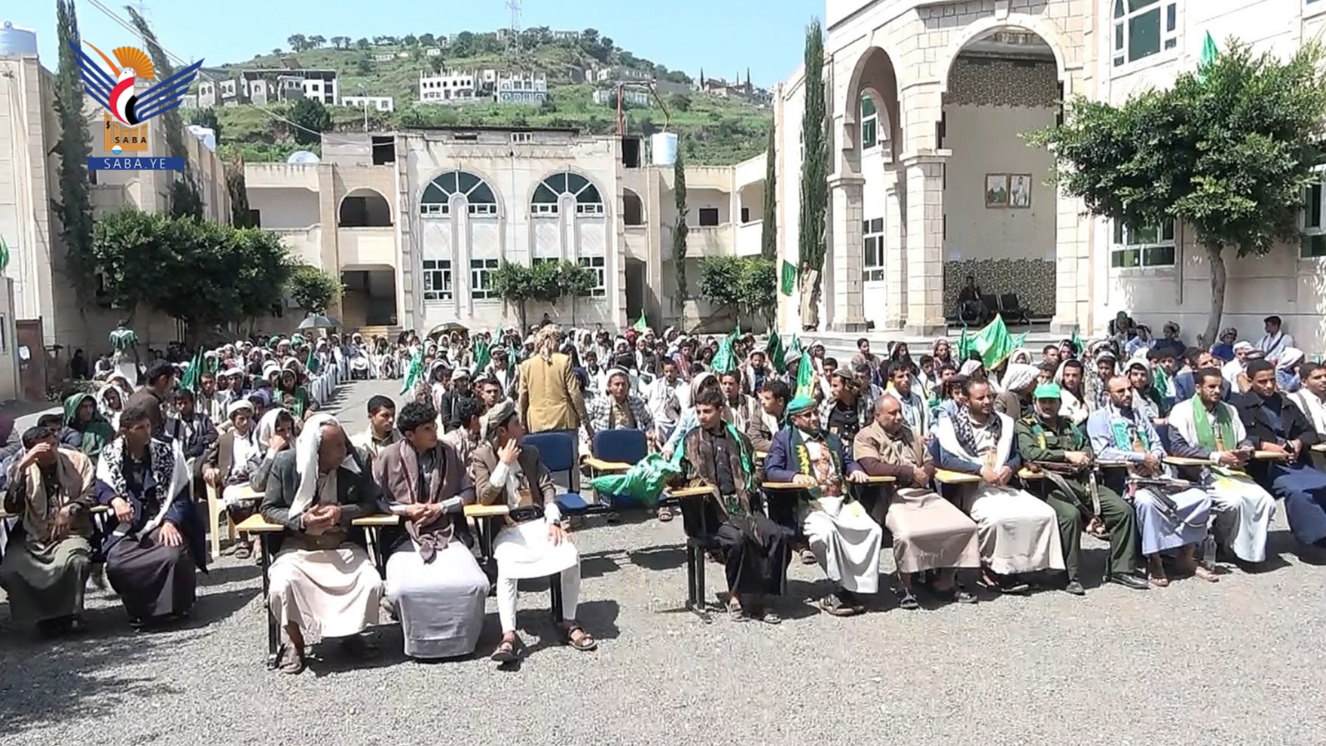 إب .. فعاليتان لأكاديمية القرآن الكريم ومركز عزلة الروس بذكرى المولد النبوي