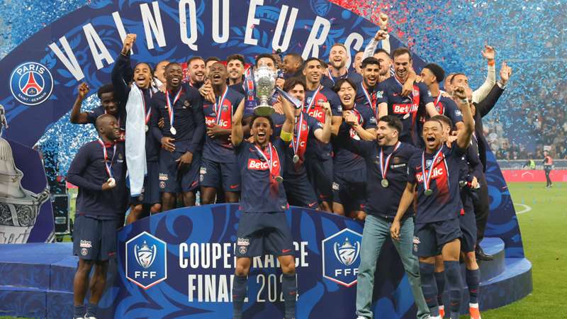 باريس سان جيرمان يتوج بلقب دوري أبطال أوروبا للمرة الأولى في تاريخه