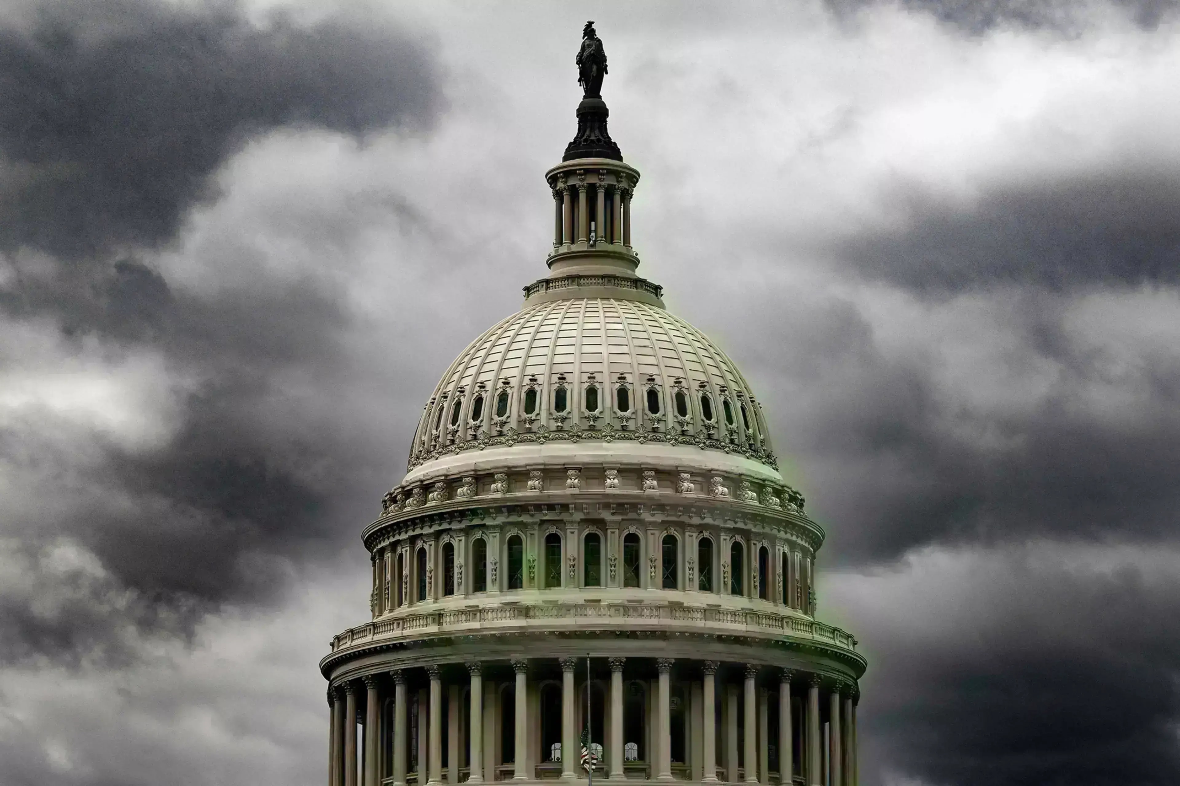 "وول ستريت جورنال" : هل تُغرق الديون الإمبراطورية الأميركية؟ "وول ستريت جورنال" : هل تُغرق الديون الإمبراطورية الأميركية؟