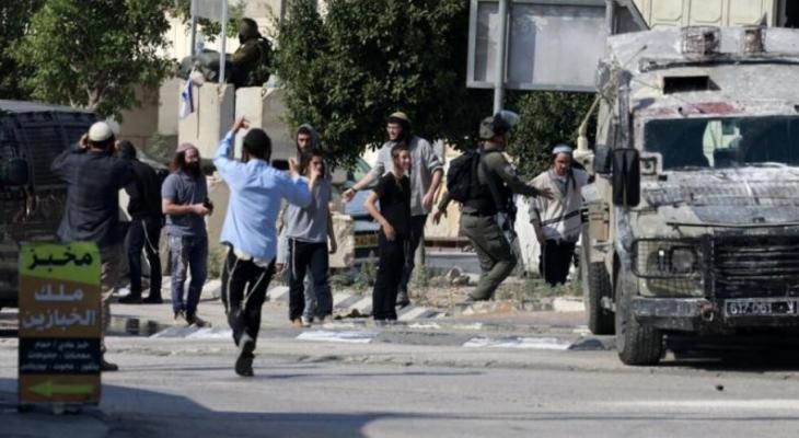 إصابة فلسطينيَين اثنين في اعتداء للمستوطنين شرق نابلس