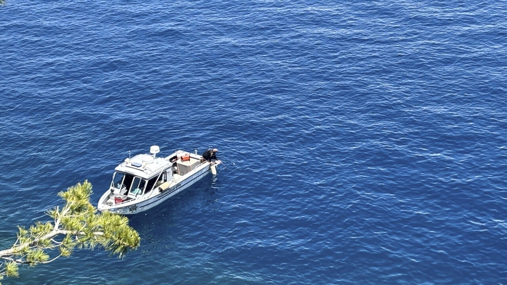 مصرع سبعة أشخاص في انقلاب قارب بكاليفورنيا الأمريكية مصرع سبعة أشخاص في انقلاب قارب بكاليفورنيا الأمريكية