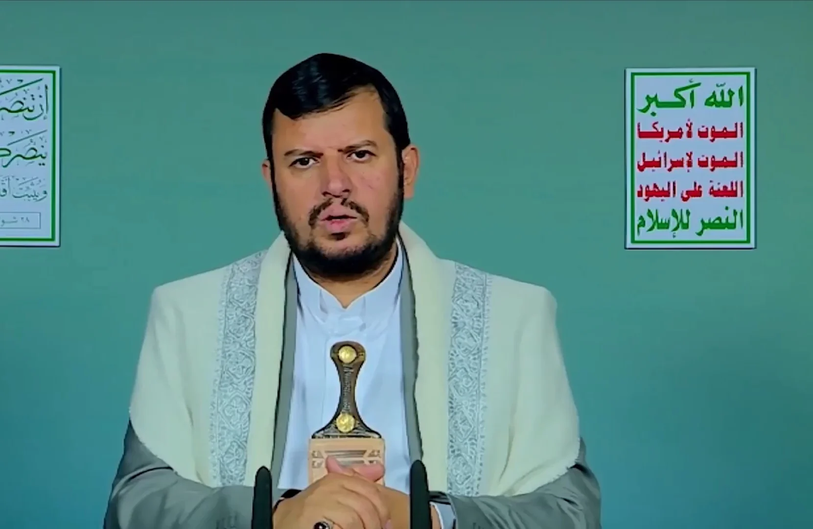 السيد الحوثي: مساندة حزب الله والشعب اللبناني أمر لا بد منه