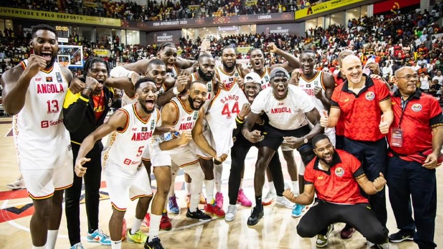 أنغولا تتوج بكأس أمم إفريقيا لكرة السلة للمرة 12