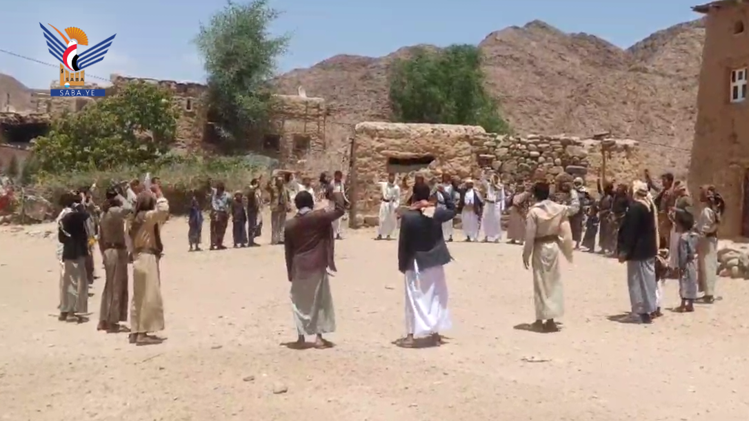 وقفات شعبية في مأرب تأكيدا على موقف اليمن المساند لقضايا الأمة