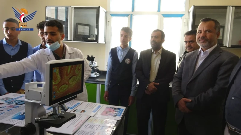 الاطلاع على سير التعليم الأكاديمي بكلية الطب بجامعة حجة