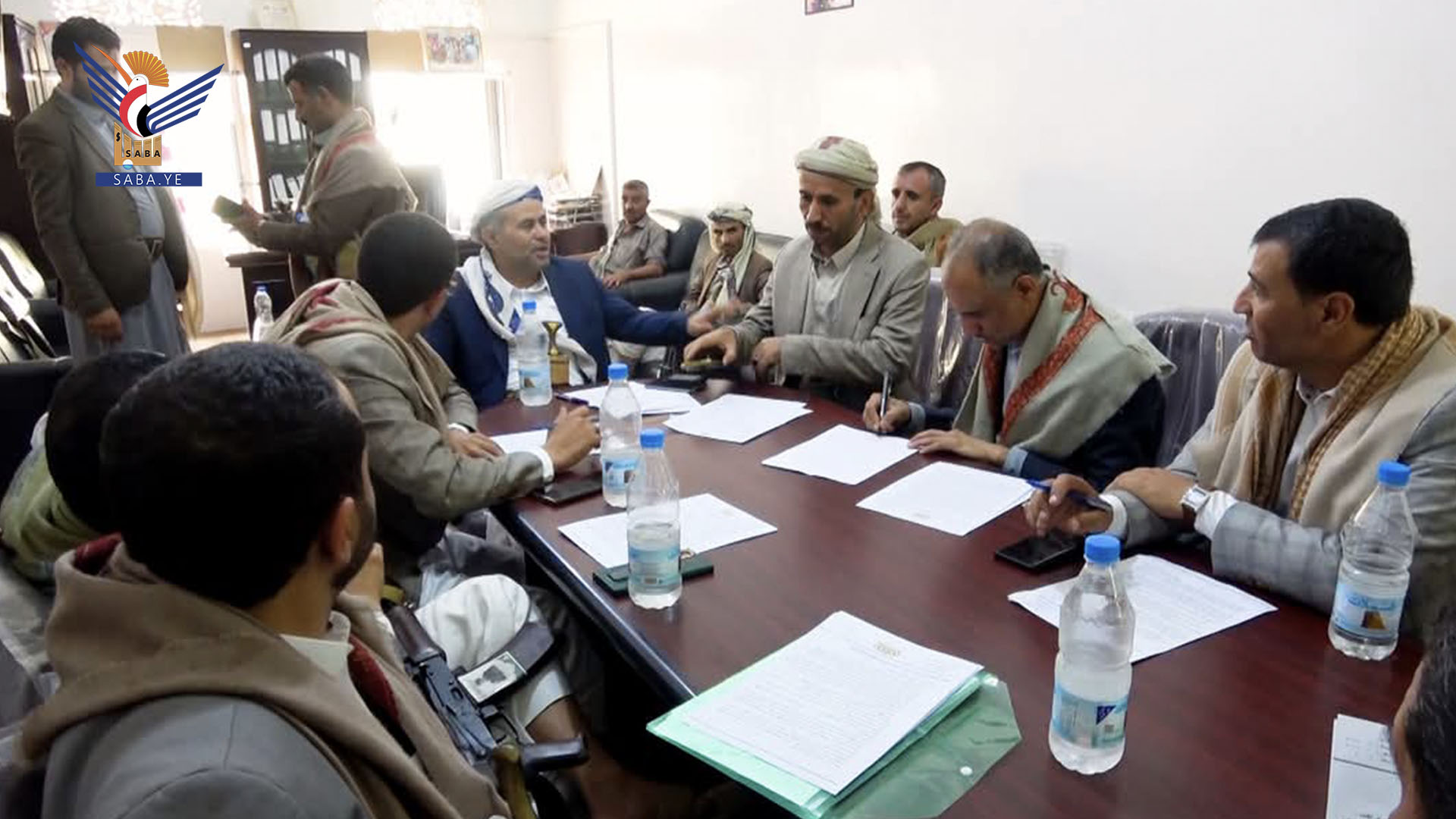 مناقشة سير أعمال النظافة والتحسين بعمران