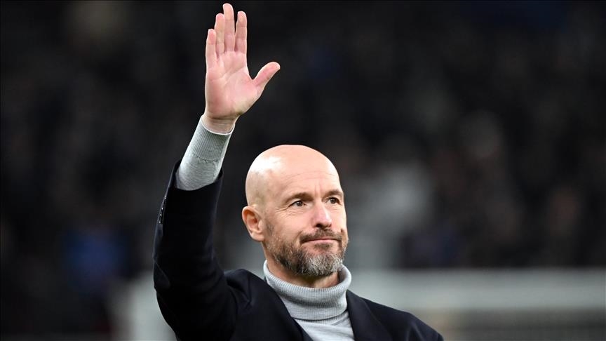 باير ليفركوزن يقيل مدربه الهولندي إريك تين هاغ بعد ثلاثة أشهر من التعاقد معه باير ليفركوزن يقيل مدربه الهولندي إريك تين هاغ بعد ثلاثة أشهر من التعاقد معه