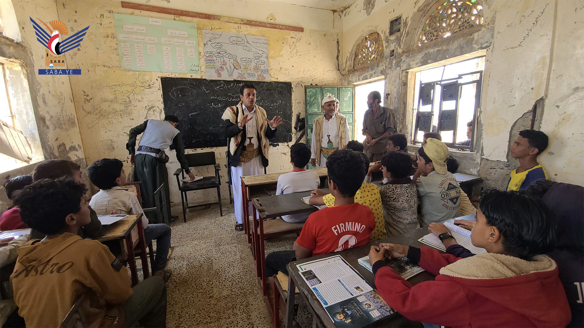 تفقد أنشطة الدورات الصيفية في مديرية الخبت بالمحويت