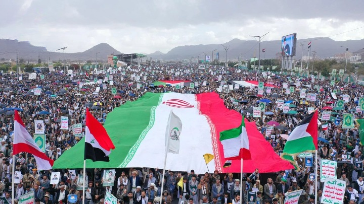 رسالة من اليمن إلى شعب إيران: الصمود يصنع المستحيل