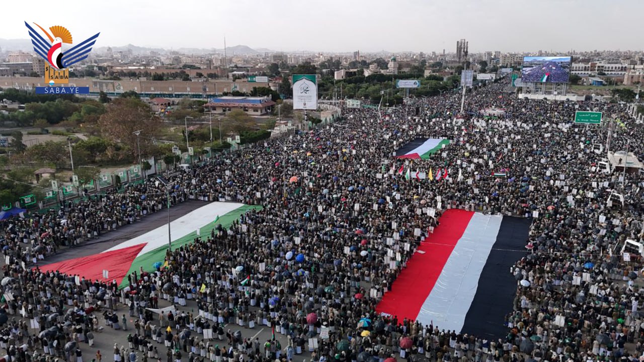 مسيرات مليونية في العاصمة صنعاء ومختلف المحافظات انتصارا لكتاب الله والأقصى الشريف مسيرات مليونية في العاصمة صنعاء ومختلف المحافظات انتصارا لكتاب الله والأقصى الشريف