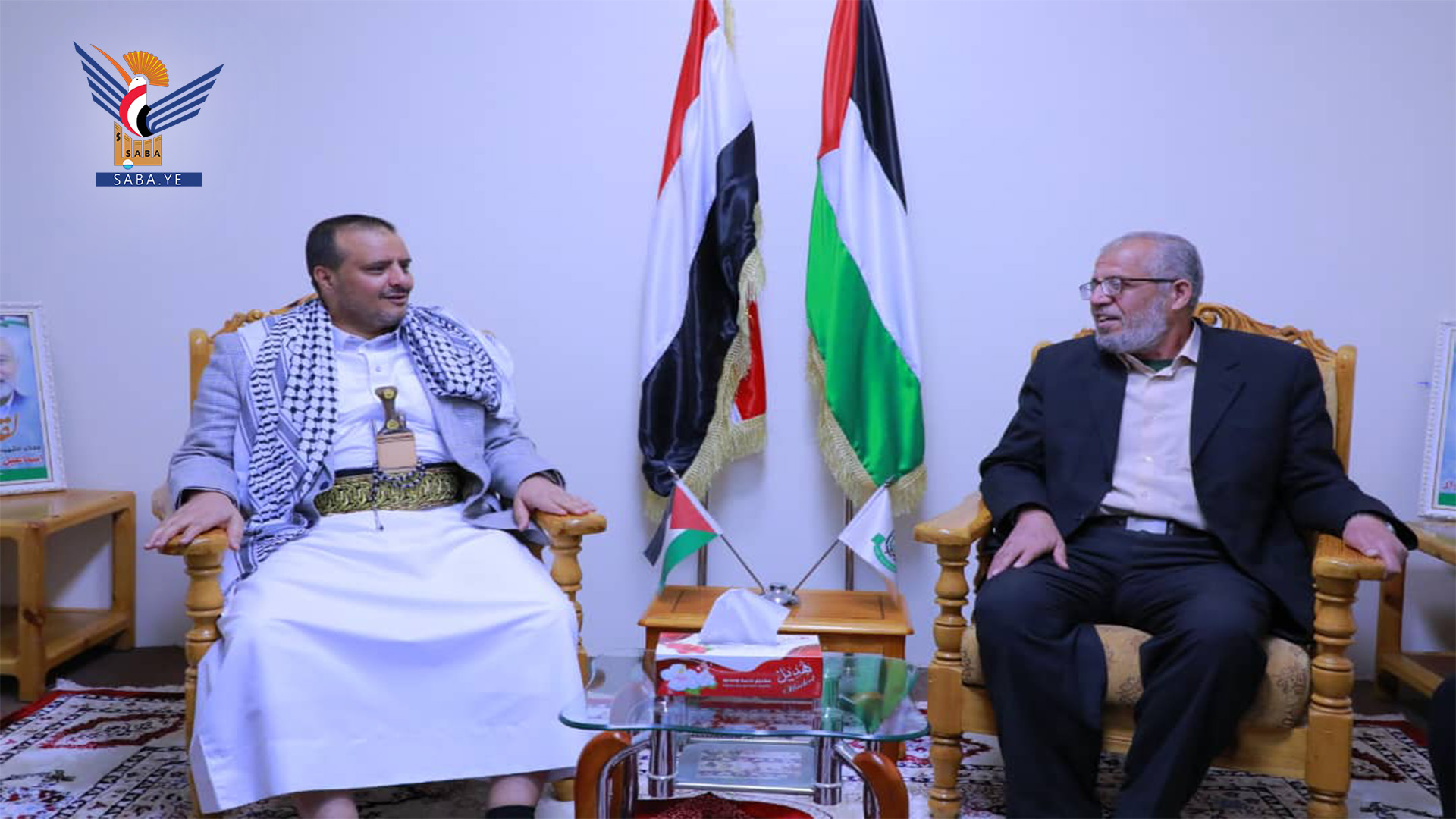 القائم بأعمال وزير الاقتصاد والصناعة يزور مكتب حركة حماس بصنعاء