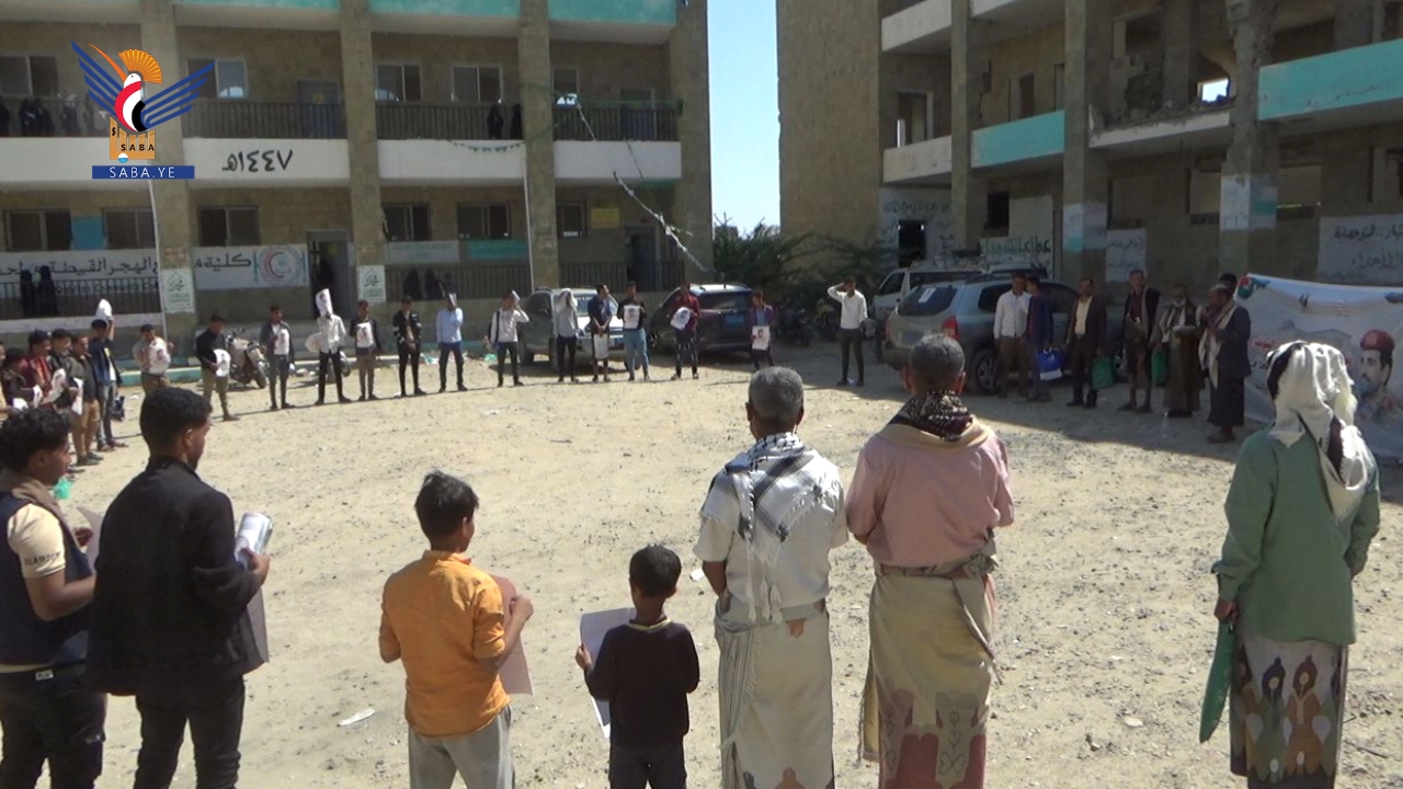 وقفة قبلية في مديرية القبيطة بلحج تأكيدا على الثبات والبراءة من الخونة والعملاء وقفة قبلية في مديرية القبيطة بلحج تأكيدا على الثبات والبراءة من الخونة والعملاء