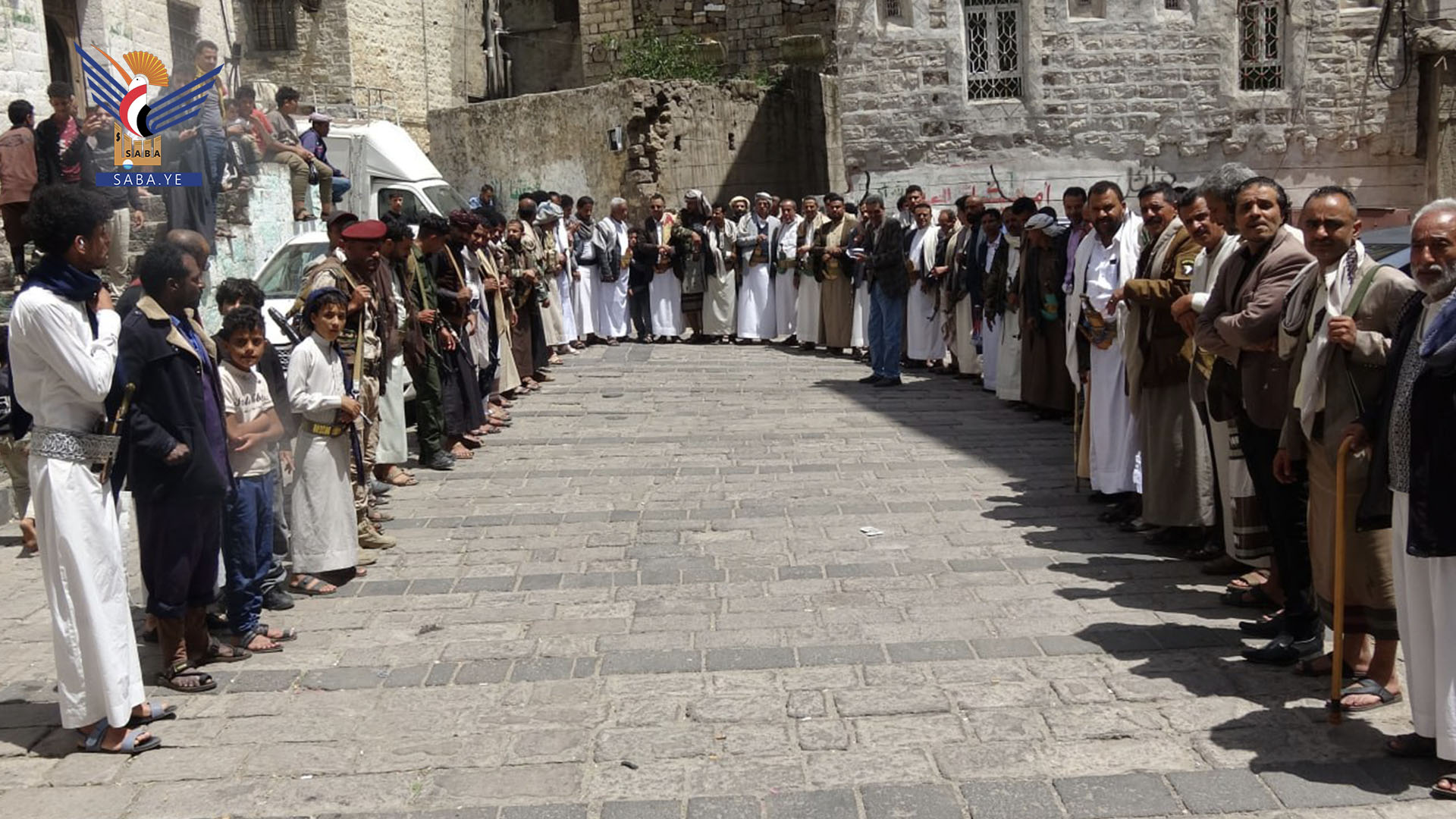 صلح قبلي بإب ينهي قضية قتل بين آل الجارش وآل الصامت من مديرية المشنة