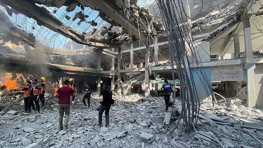 "الإعلامي الحكومي": تعرض 229 مركز إيواء ونزوح للاستهداف منذ بدء حرب الابادة