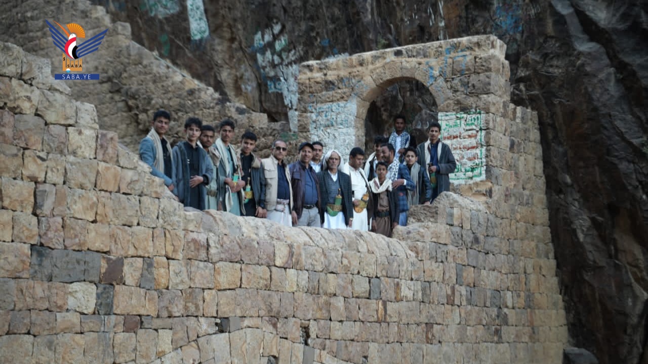 رئيس الهيئة العامة للمحافظة على المدن التاريخية يطلع على معالم مدينة شهارة