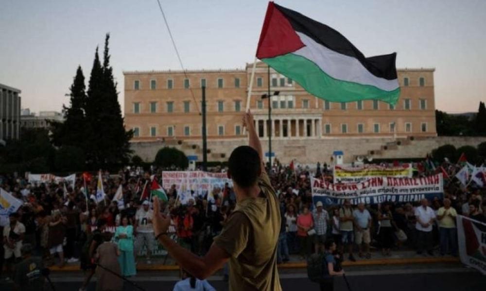 مظاهرات في عشرات المدن اليونانية للتضامن مع فلسطين