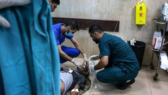 الصحة الفلسطينية توجه نداءً إلى أحرار العالم بإنقاذ ماتبقى من القطاع الصحي في غزة