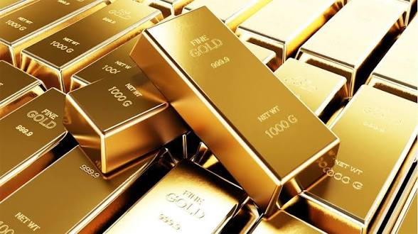 الذهب ينخفض مع تلاشي آمال خفض الفائدة الأمريكية