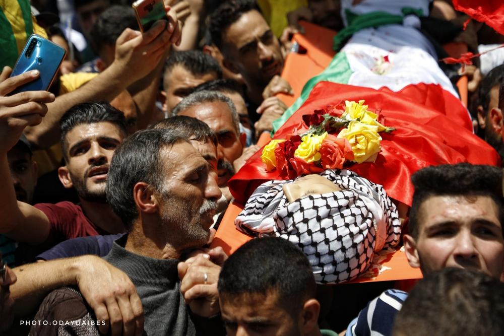تشييع جثامين 3 فلسطينيين استشهدوا برصاص قطعان المستوطنين شرق رام الله