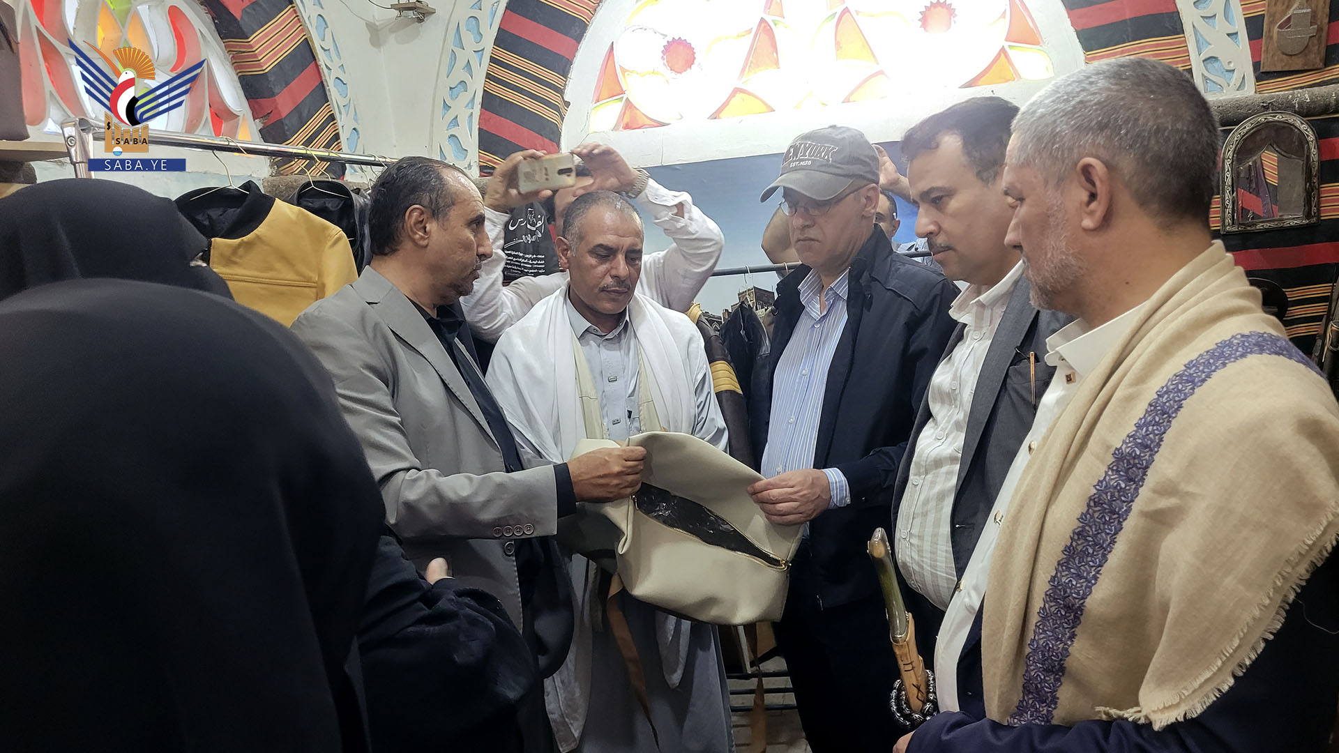 وزراء الثقافة والاقتصاد والشباب يطلعون على منتجات معامل صندوق التراث والتنمية الثقافية