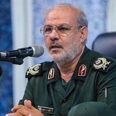 "الثوري" الإيراني يحذر شركات الملاحة من الاقتراب من جنوب مضيق هرمز