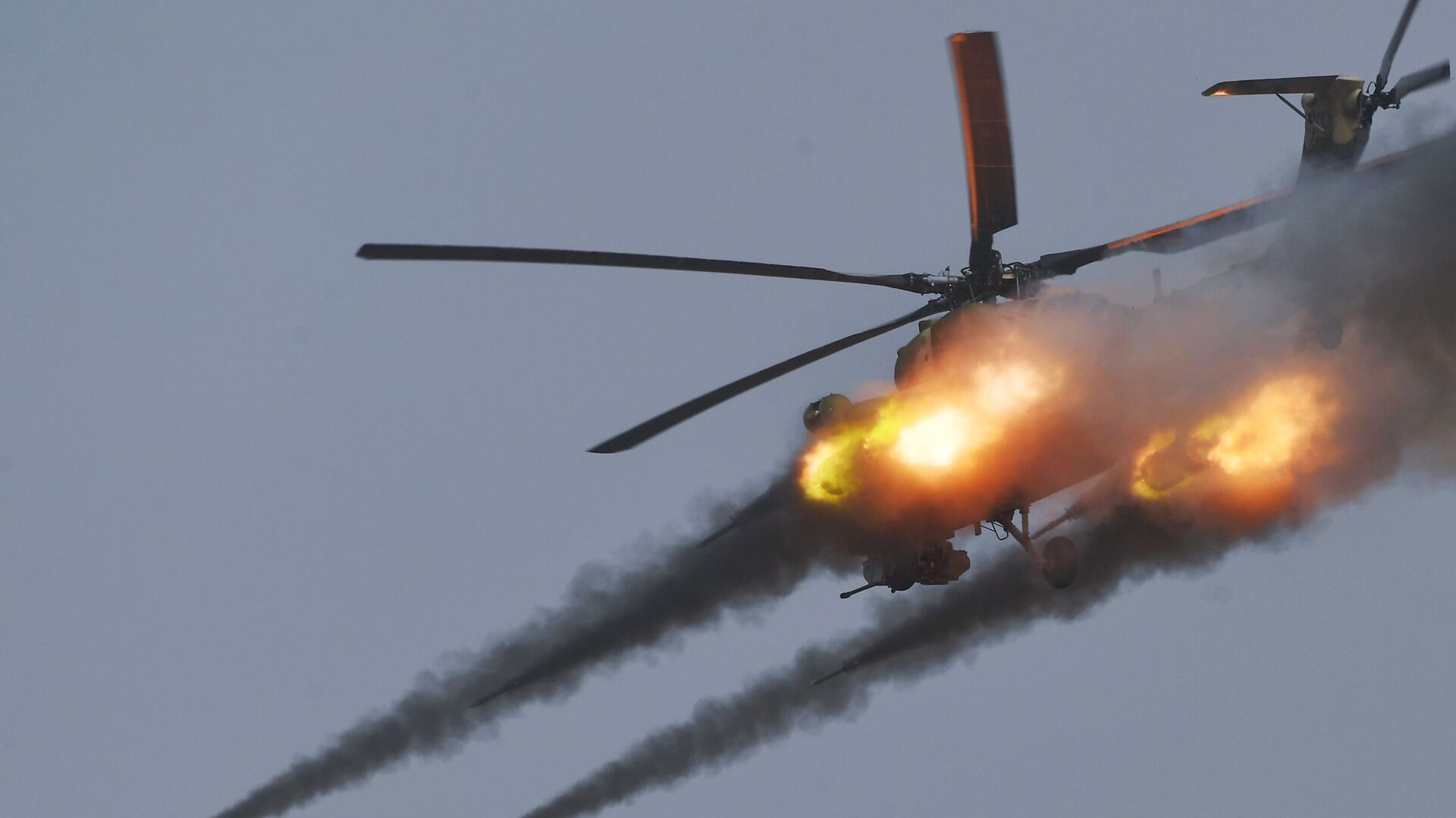 الدفاع الروسية: مي-28" الروسية تشن ضربات صاروخية في منطقة العملية العسكرية