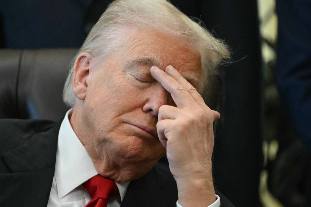 "نيويورك تايمز": حرب ترامب على إيران وضعت الولايات المتحدة على حافة هزيمة استراتيجية