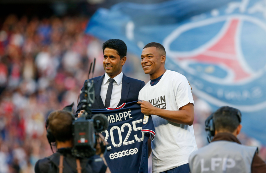 الادعاء الفرنسي: مبابي يتهم باريس سان جيرمان بالتعامل معه بطريقة "غير أخلاقية"