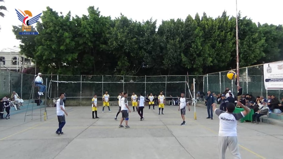 مصلحة الضرائب والجمارك تُكمل عقد المتأهلين لنصف نهائي بطولة الوزارات والمؤسسات للكرة الطائرة