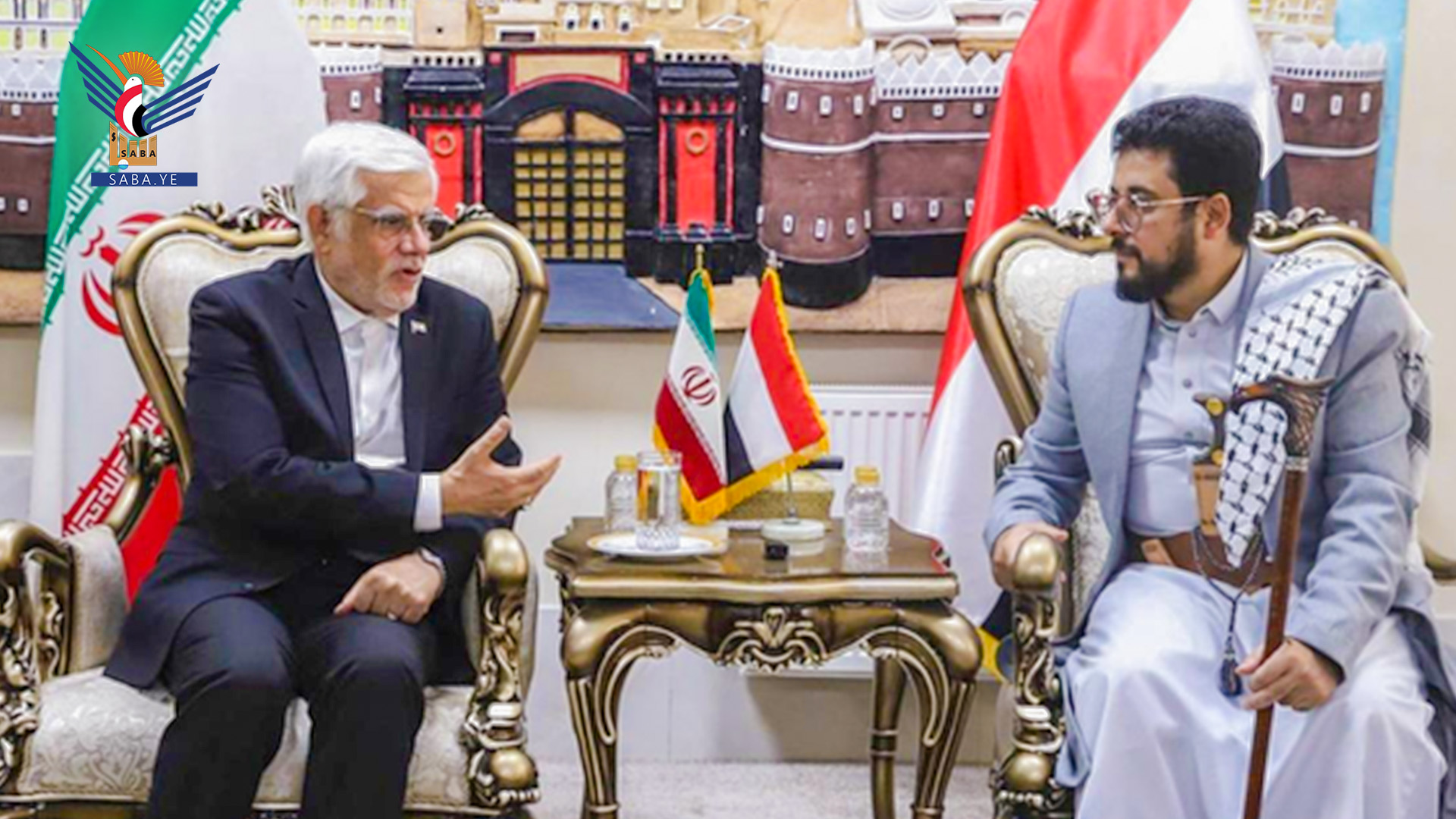 نائب الرئيس الإيراني يقدم واجب العزاء في استشهاد رئيس الحكومة وعدد من رفاقه