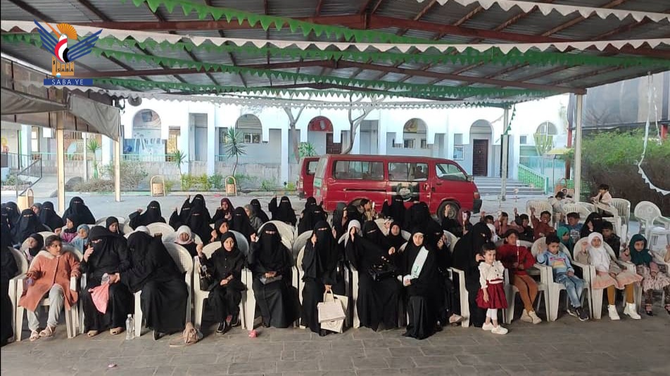 تدشين برامج وأنشطة الدورات الصيفية للطالبات بمديريات أمانة العاصمة